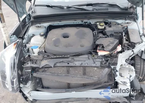 2019 Volvo Xc40 T5 Momentum from USA, damaged, VIN YV4162UK9K2111273